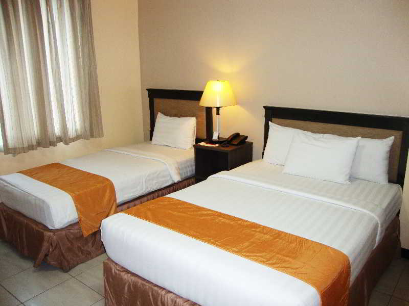 Oyo 187 The Maxwell Hotel Cebú Exterior foto